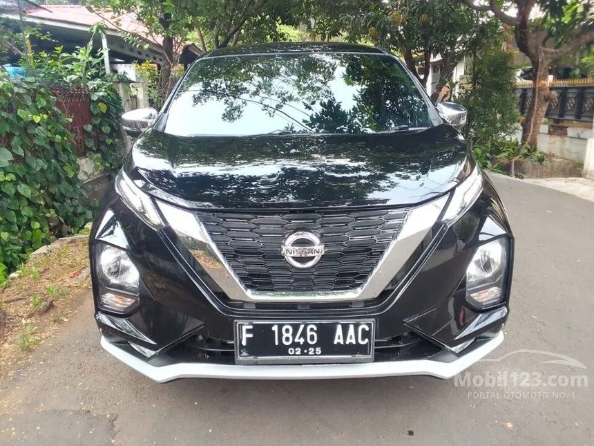 Jual Mobil Nissan Livina 2019 VL 1.5 di Jawa Barat Automatic Wagon Silver Rp 175.000.000