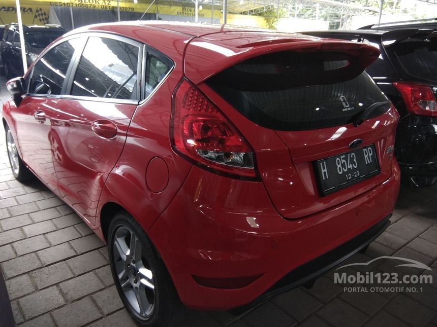  Jual  Mobil  Ford  Fiesta  2013 Sport 1 6 di Jawa  Tengah  