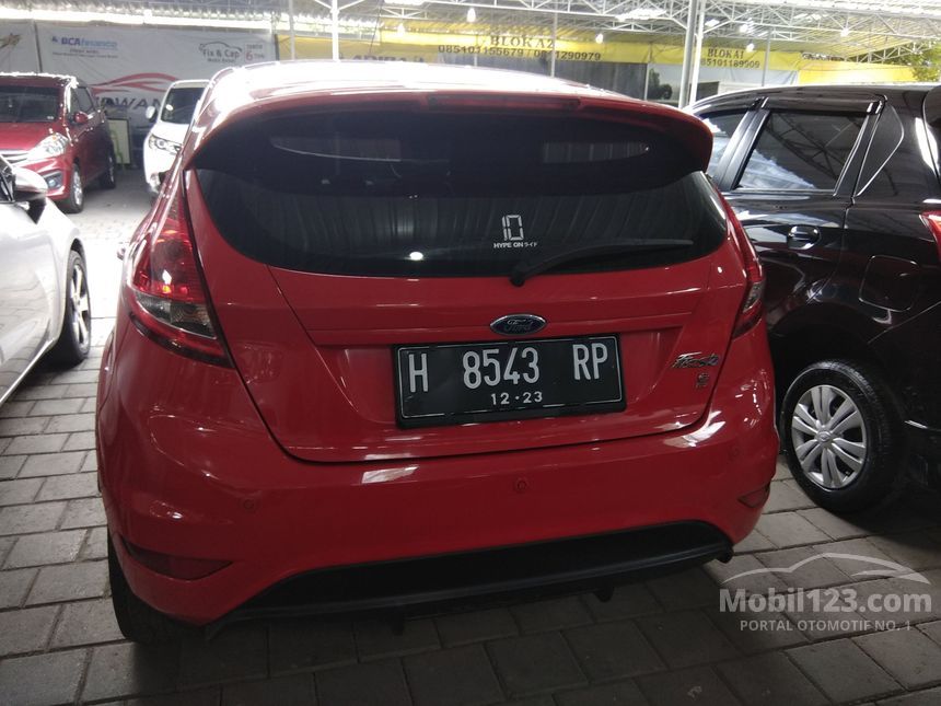  Jual  Mobil  Ford  Fiesta  2013 Sport 1 6 di Jawa  Tengah  