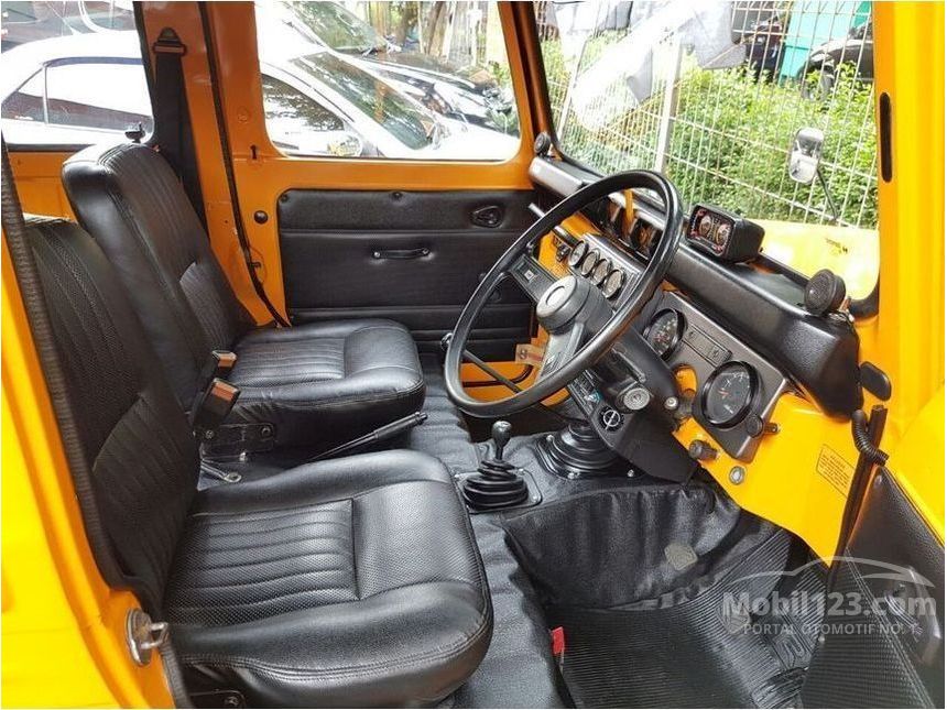 Jual Mobil Daihatsu Taft 1982 F50 2.5 di DKI Jakarta Manual Jeep Kuning