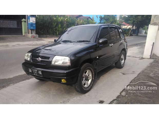 Suzuki Escudo Mobil bekas dijual di Indonesia - Dari 118 