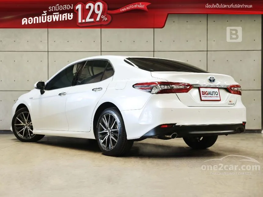 2022 Toyota CAMRY HEV Premium Luxury Sedan