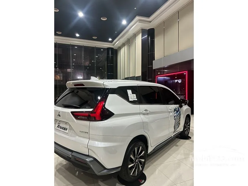 2025 Mitsubishi Xpander Ultimate (White) MPV