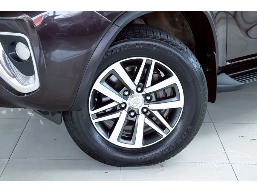 2016 Toyota FORTUNER V SUV