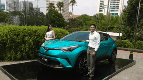 Rio Haryanto Langsung Bayar Kontan Toyota C-HR Hybrid