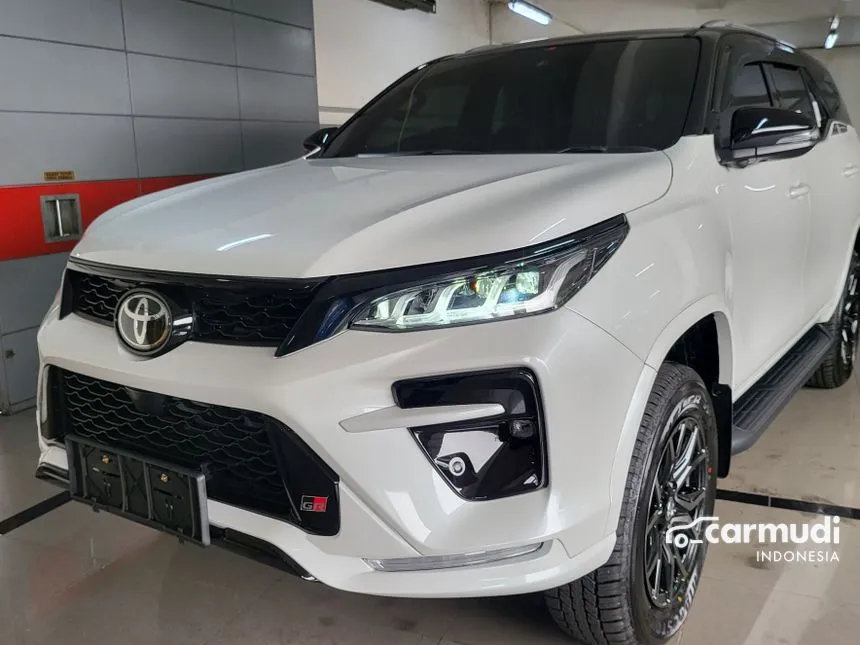 2025 Toyota Fortuner VRZ 4x4 SUV