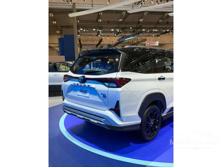 2026 Toyota Veloz V HEV MPV