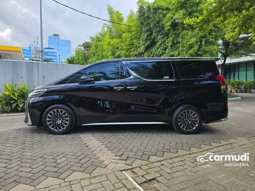 2017 Toyota Alphard G MPV