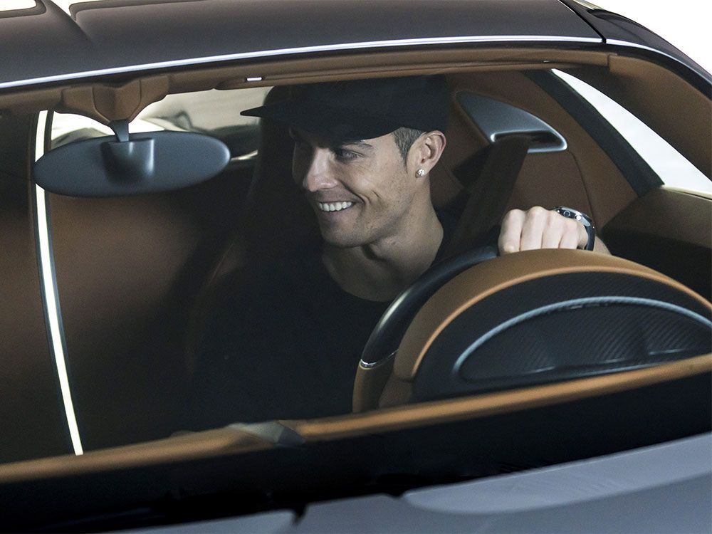 Cristiano Ronaldo Ternyata Pembeli Rahasia Mobil Termahal di Dunia ini