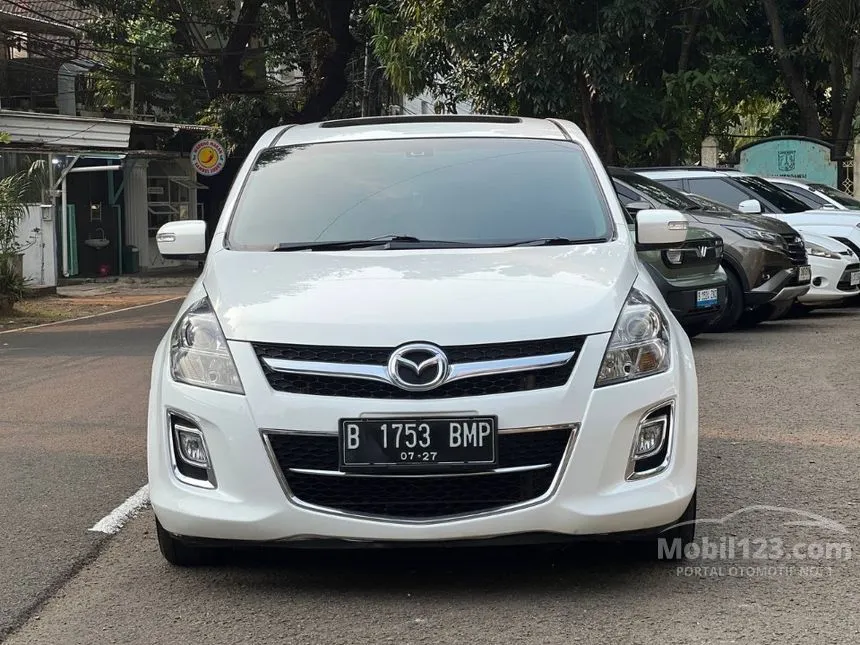 2012 Mazda 8 MPV
