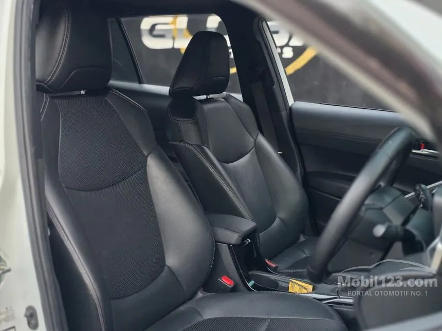 2021 Toyota Corolla Cross Hybrid SUV