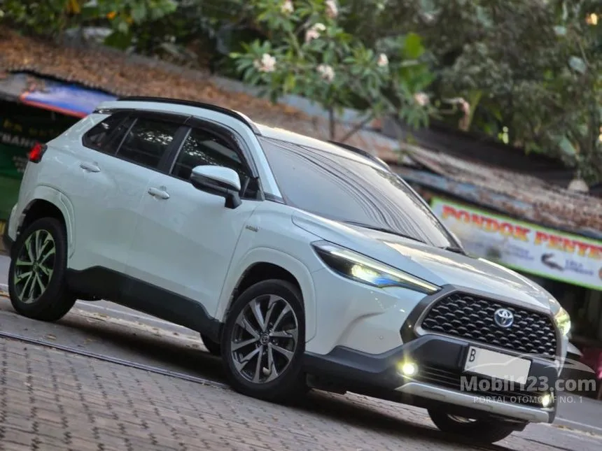 2021 Toyota Corolla Cross Hybrid SUV