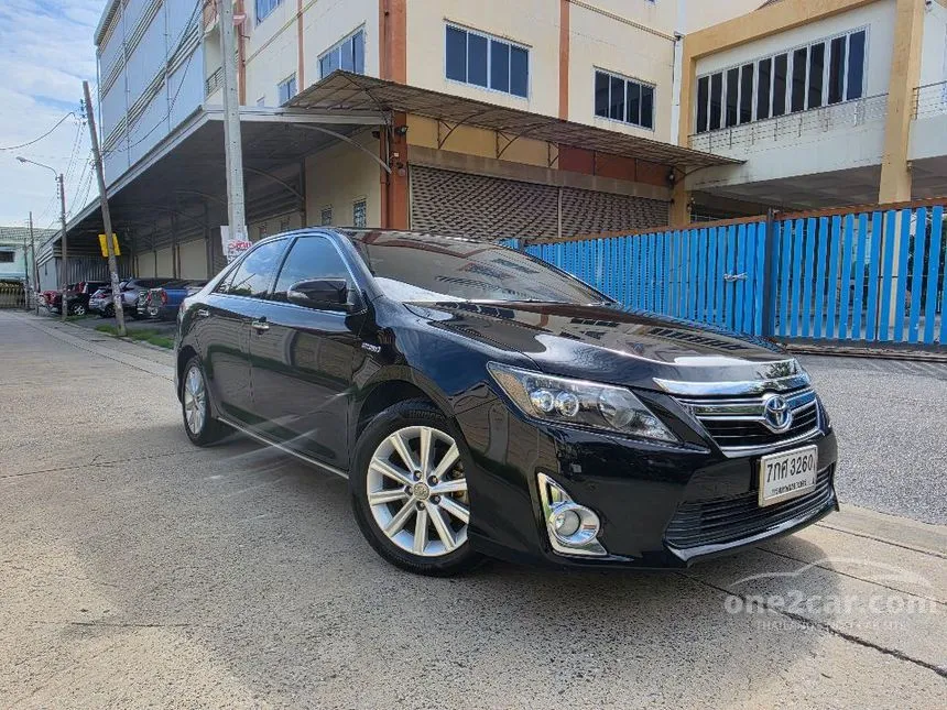 2012 Toyota CAMRY Hybrid DVD Sedan