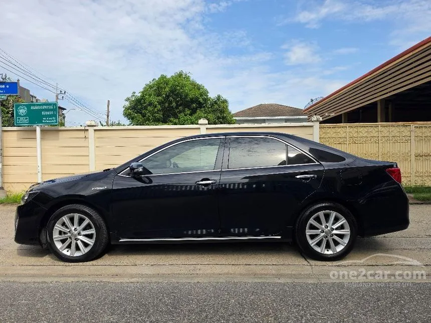 2012 Toyota CAMRY Hybrid DVD Sedan