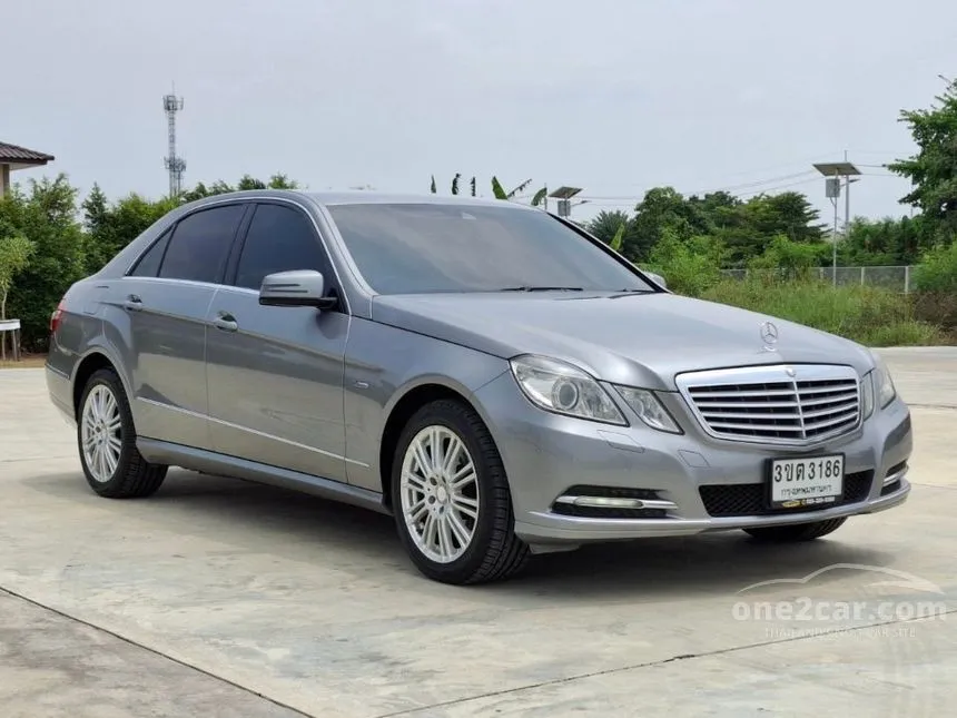 2012 Mercedes-Benz E250 Elegance CDI BlueEFFICIENCY Sedan