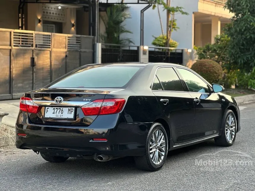 2013 Toyota Camry V Sedan
