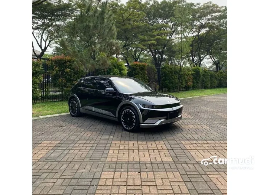 2025 Hyundai IONIQ 5 Signature Long Range SUV