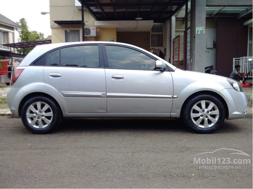 Jual Mobil KIA Pride 2010 JB 1.4 di Banten Manual 