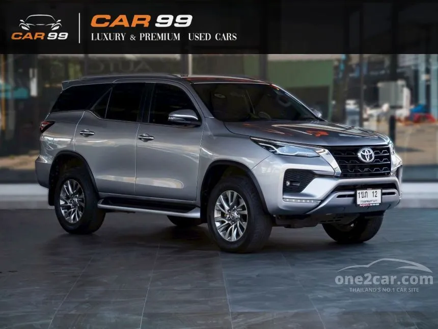 2021 Toyota FORTUNER V SUV