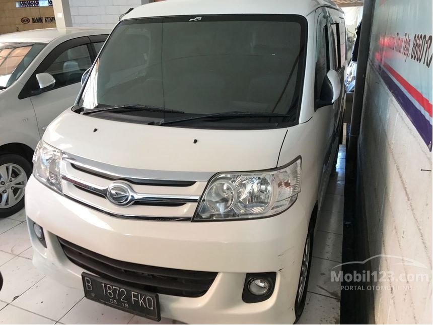 Jual Mobil Daihatsu Luxio 2013 X 1.5 di DKI Jakarta 