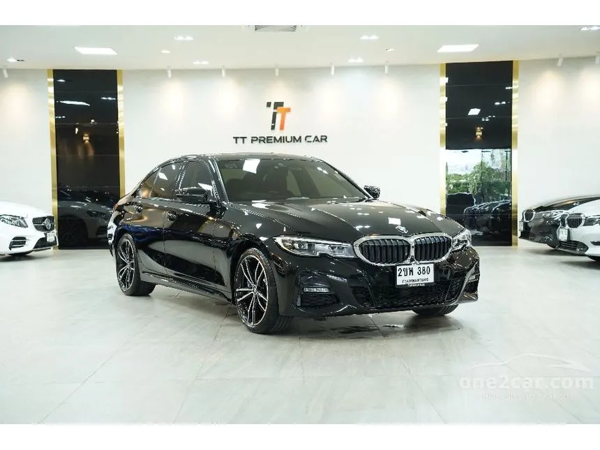 2021 BMW 330e M Sport Sedan