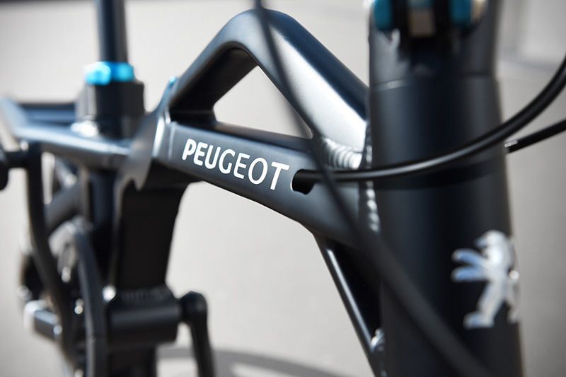 Cuma Butuh 10 Detik Melipat Sepeda Lipat Listrik Peugeot 2