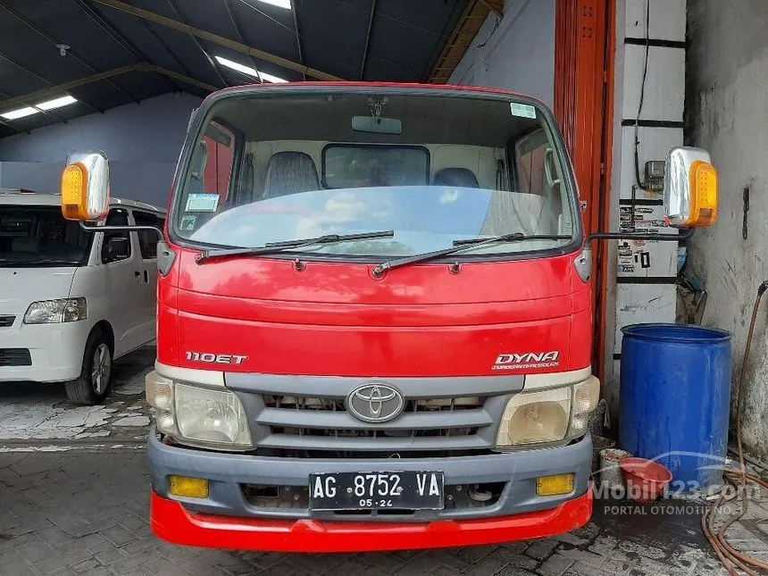 Jual Mobil Toyota Dyna 2012 4.0 di Jawa Timur Manual Trucks Merah Rp 150.000.000