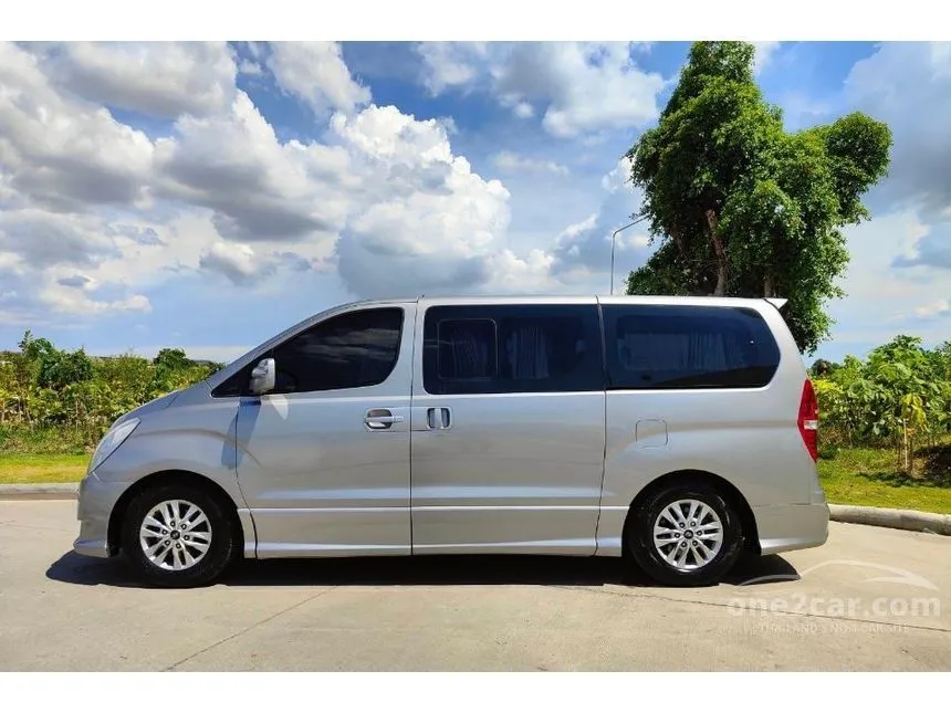 2014 Hyundai H-1 Deluxe Van