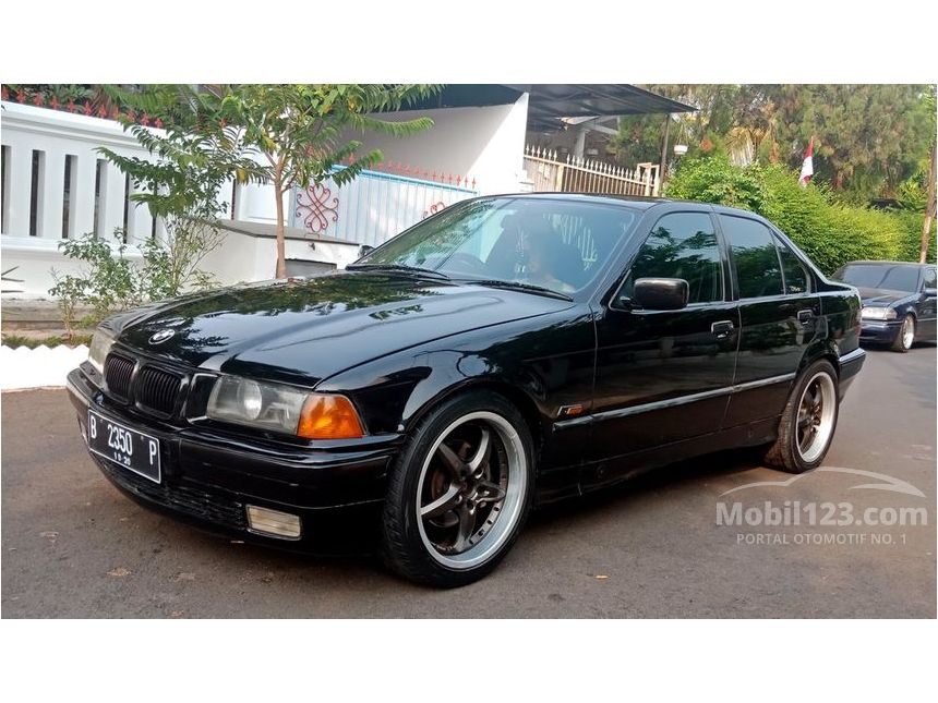 Jual Mobil  BMW  320i  1995 2 0 Manual 2 0 di DKI Jakarta 