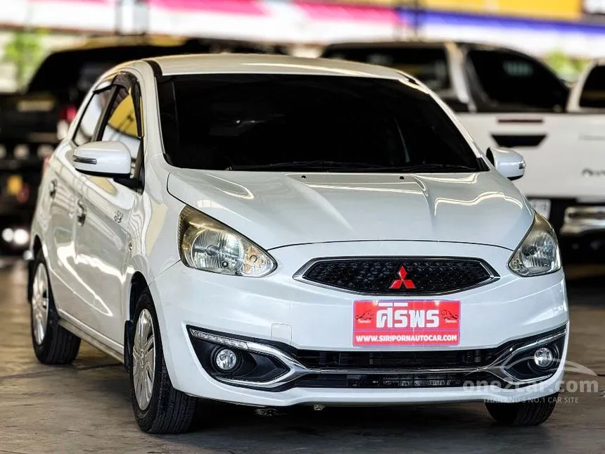 2016 Mitsubishi MIRAGE GLX Hatchback