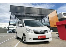 2017 Toyota NAV1 2.0 V Limited MPV - Diskon Cash sampai 15 JUTA
