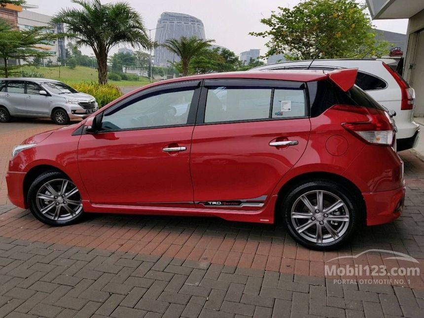 Jual Mobil Toyota Yaris 2015 TRD Sportivo 1.5 di Banten 