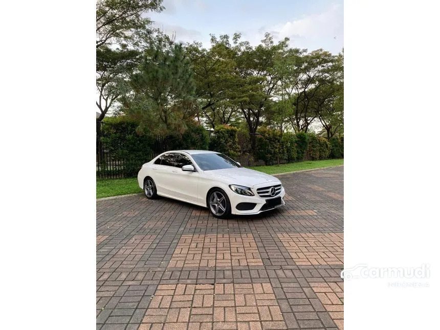 2018 Mercedes-Benz C200 AMG Sedan