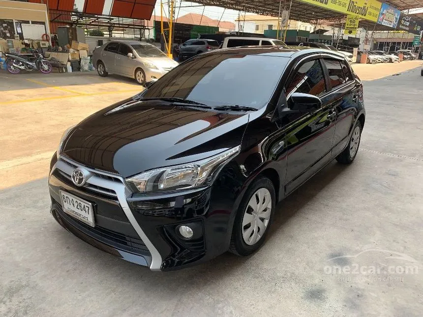 2017 Toyota YARIS E Hatchback