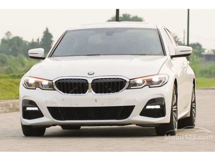 2020 BMW 330i M Sport Sedan