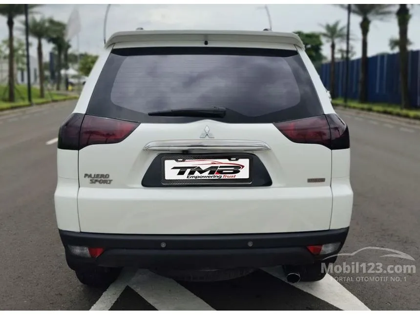 2014 Mitsubishi Pajero Sport Dakar 4X2 SUV