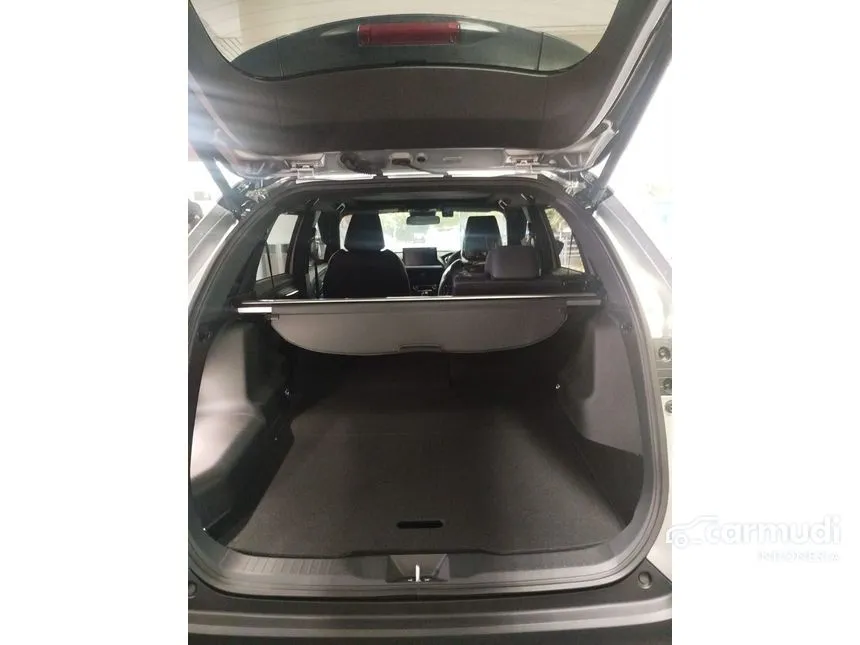 2026 Toyota Yaris Cross S HV with GR Parts Aero Pkg SUV