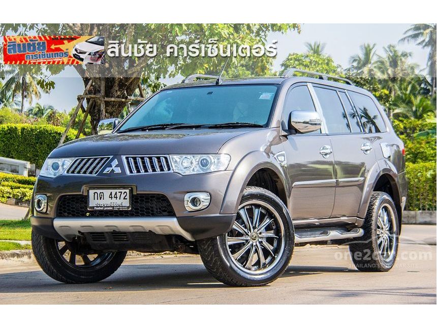 Mitsubishi pajero sport 2013