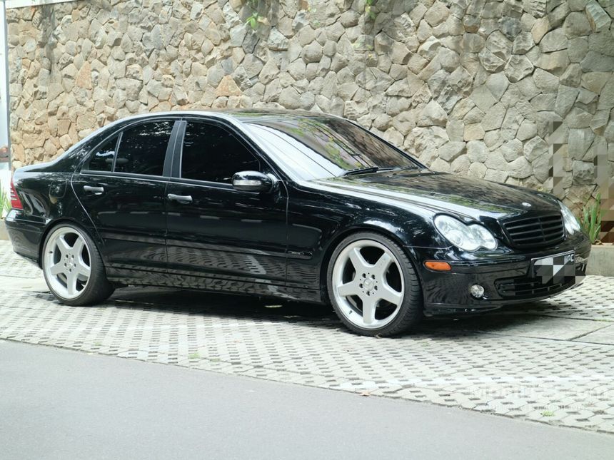 2006 Mercedes-Benz C230 Sport Sedan
