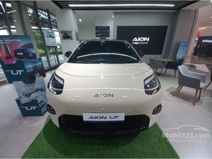 2026 GAC AION UT Premium Hatchback