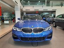 BMW 330i 2.0 M Sport Portimao Blue, DP MULAI 199jt, angsuran mulai dari 19jt an