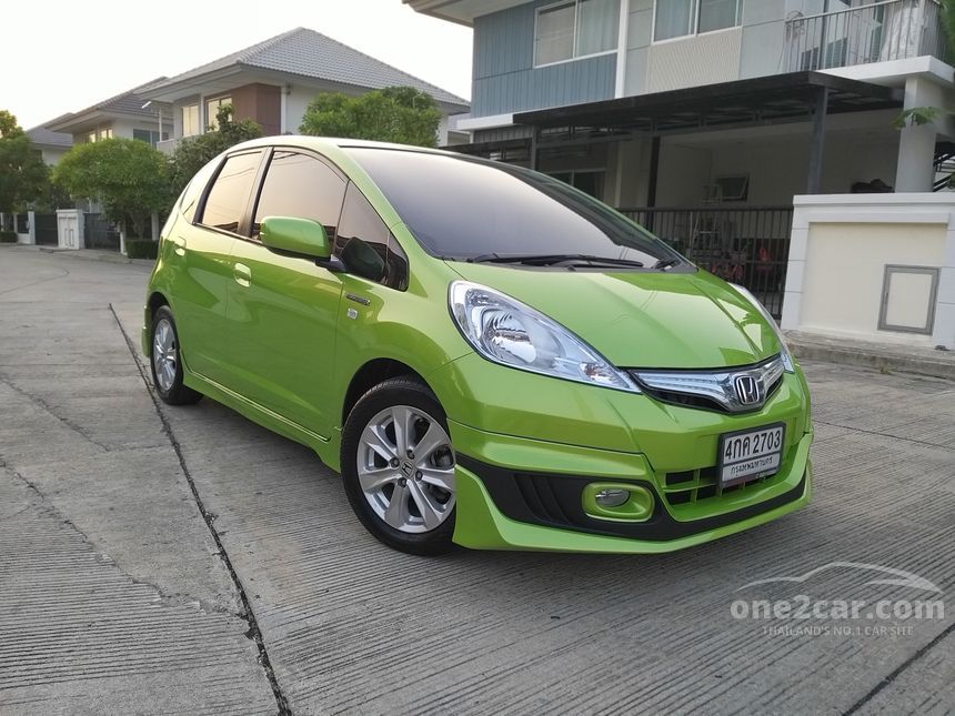 Honda Jazz 2013 Hybrid 1.3 in กรุงเทพและปริมณฑล Automatic Hatchback สี ...