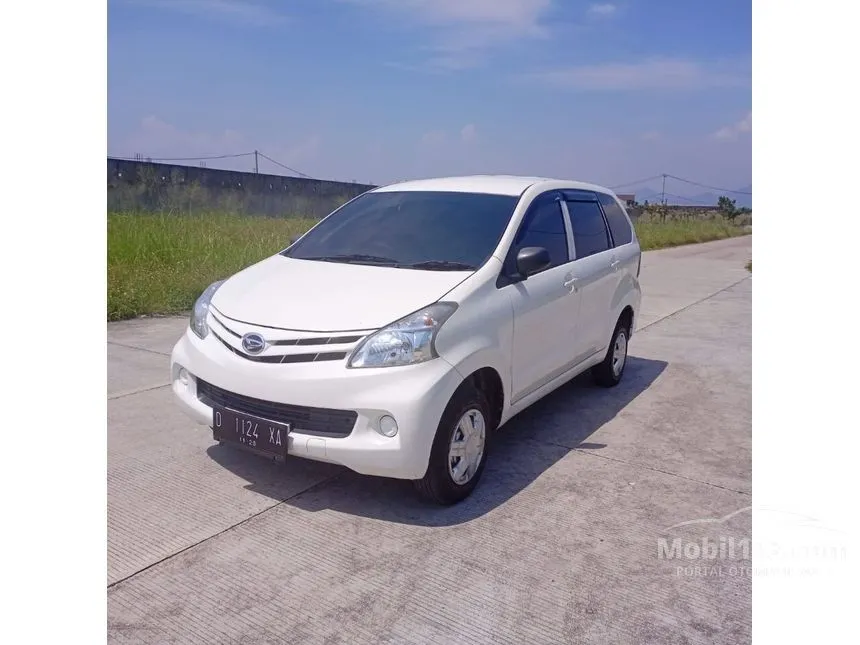 2014 Daihatsu Xenia D Standard MPV