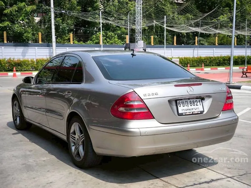 2006 Mercedes-Benz E220 Classic CDI Sedan