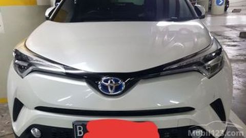 Baru Jalan 1.000 KM, Toyota C-HR Hybrid Bekas 2019 Dijual Karena Butuh Uang