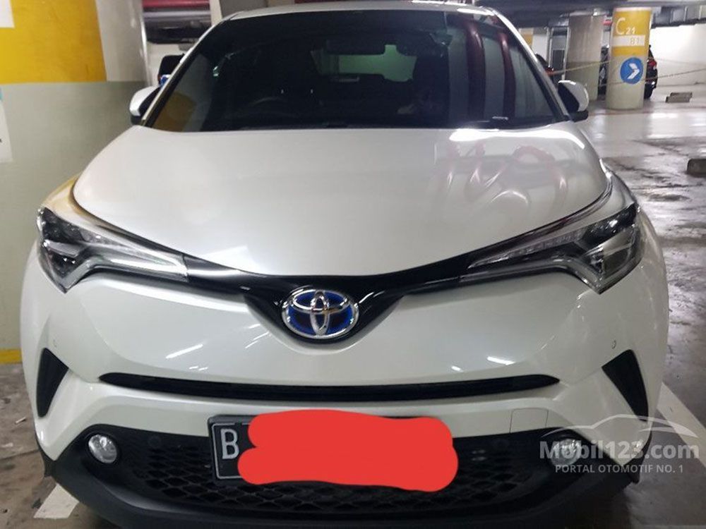 Baru Jalan 1.000 KM, Toyota C-HR Hybrid Bekas 2019 Dijual Karena Butuh Uang