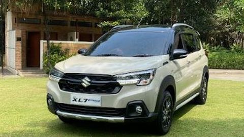 Spesifikasi, Fitur, & Harga Mobil Suzuki XL7: Varian Hybrid Mulai Rp283,9 Juta