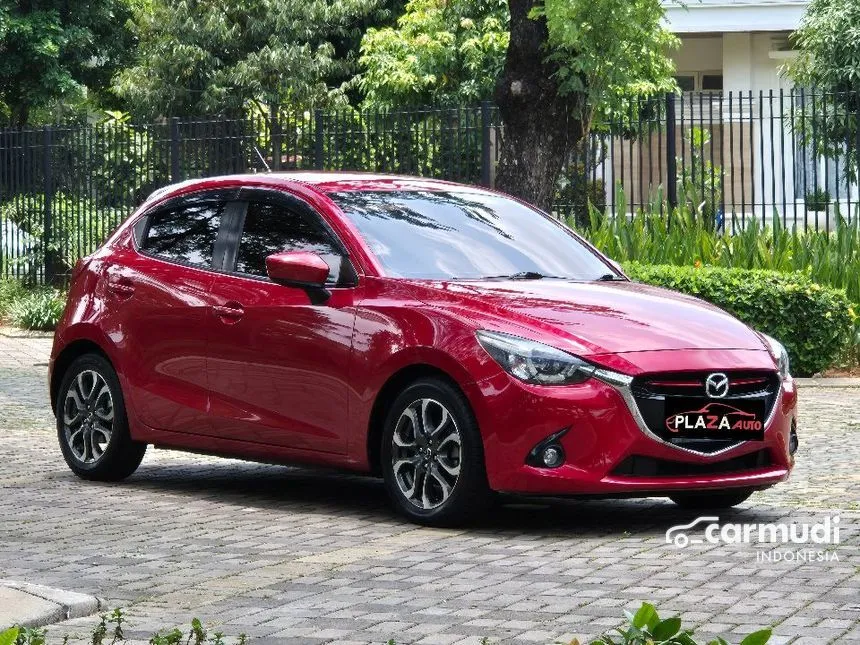 Jual Mobil Mazda 2 2016 R 1.5 di DKI Jakarta Automatic Hatchback Marun Rp 150.000.000