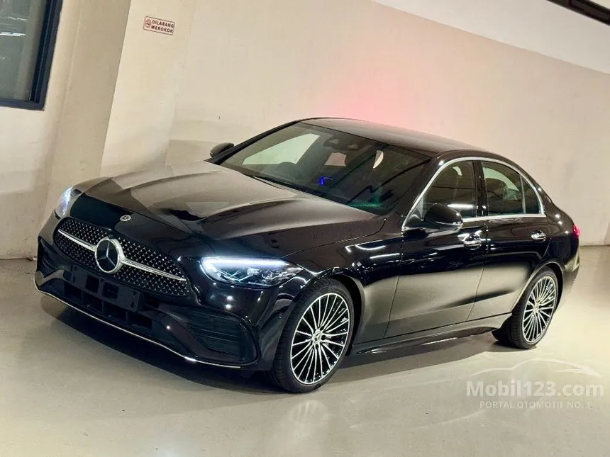 2025 Mercedes-Benz C300 AMG Line Sedan