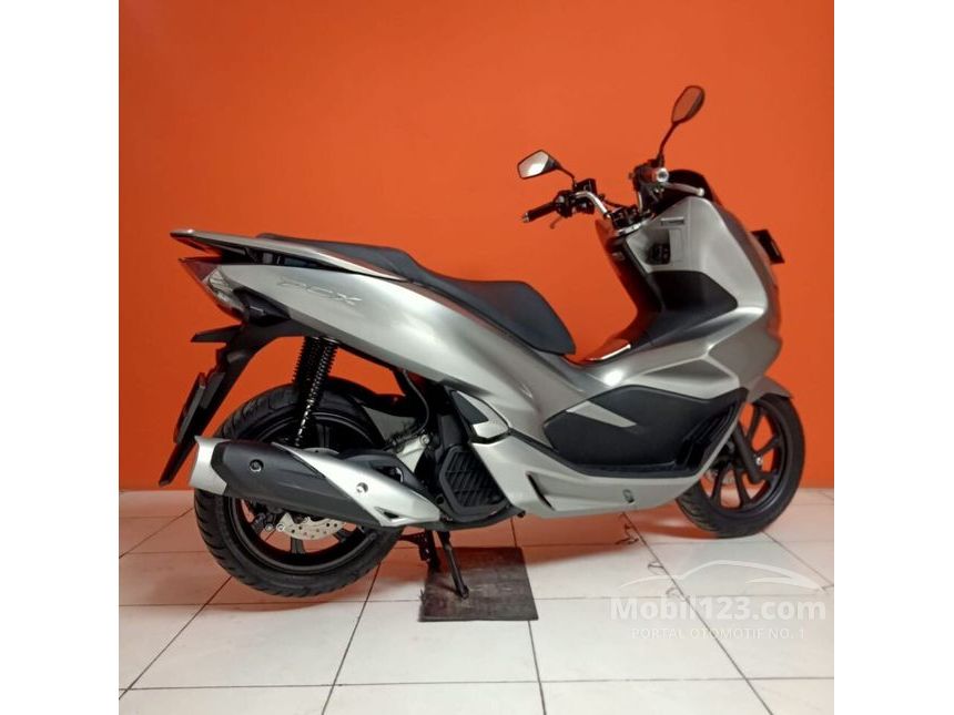 Jual Motor Honda PCX 2019 0.2 di Jawa Barat Automatic Others Silver Rp